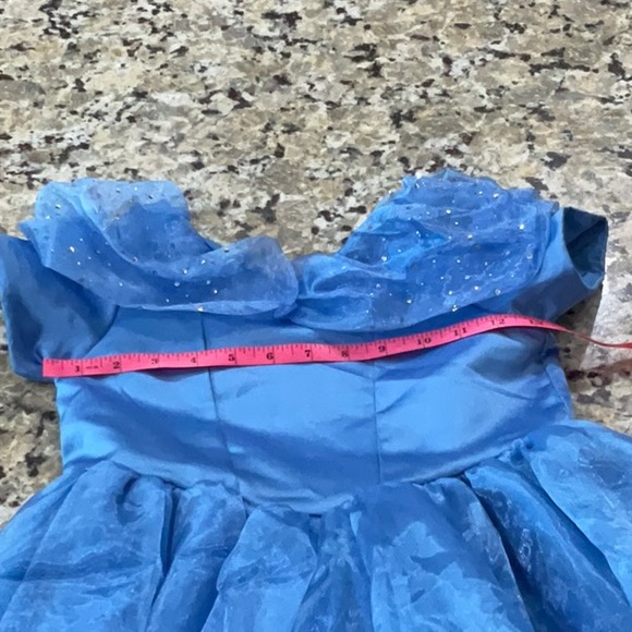 Beautiful Princess Dress - Kids size Medium, Blue tulle Rhinestones Snow White - Picture 16 of 16
